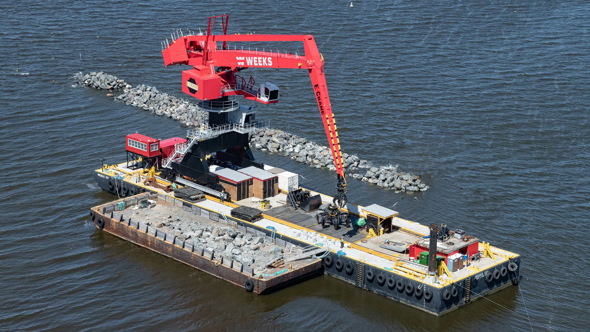 537 Ecrane Placing Rock 72dpi 16 9