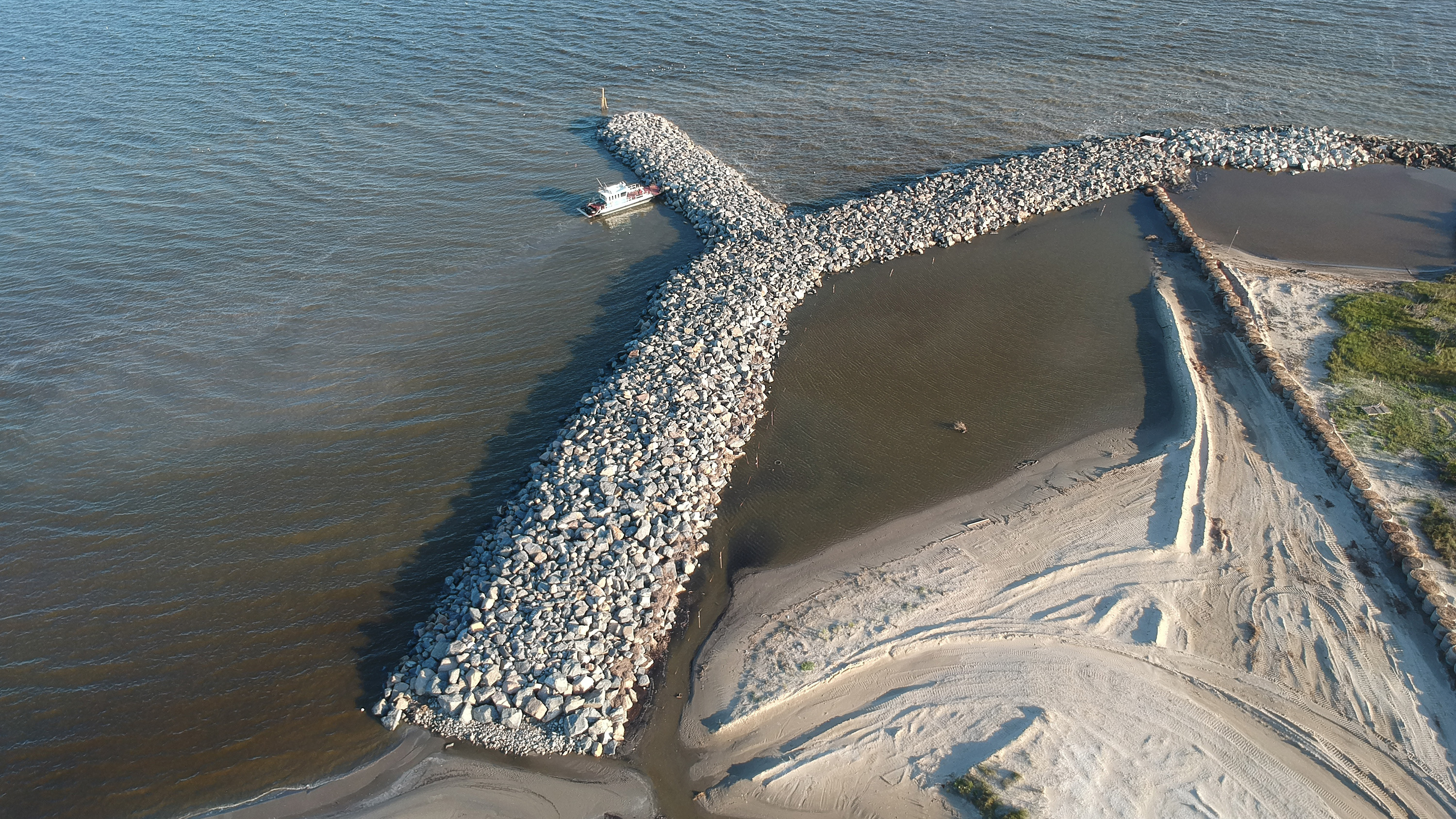 _02_Completed Rock Breakwater Structure Gulf SideJPG